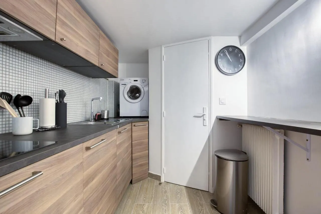 Charming Apartment In The Heart Of The 19Th Παρίσι