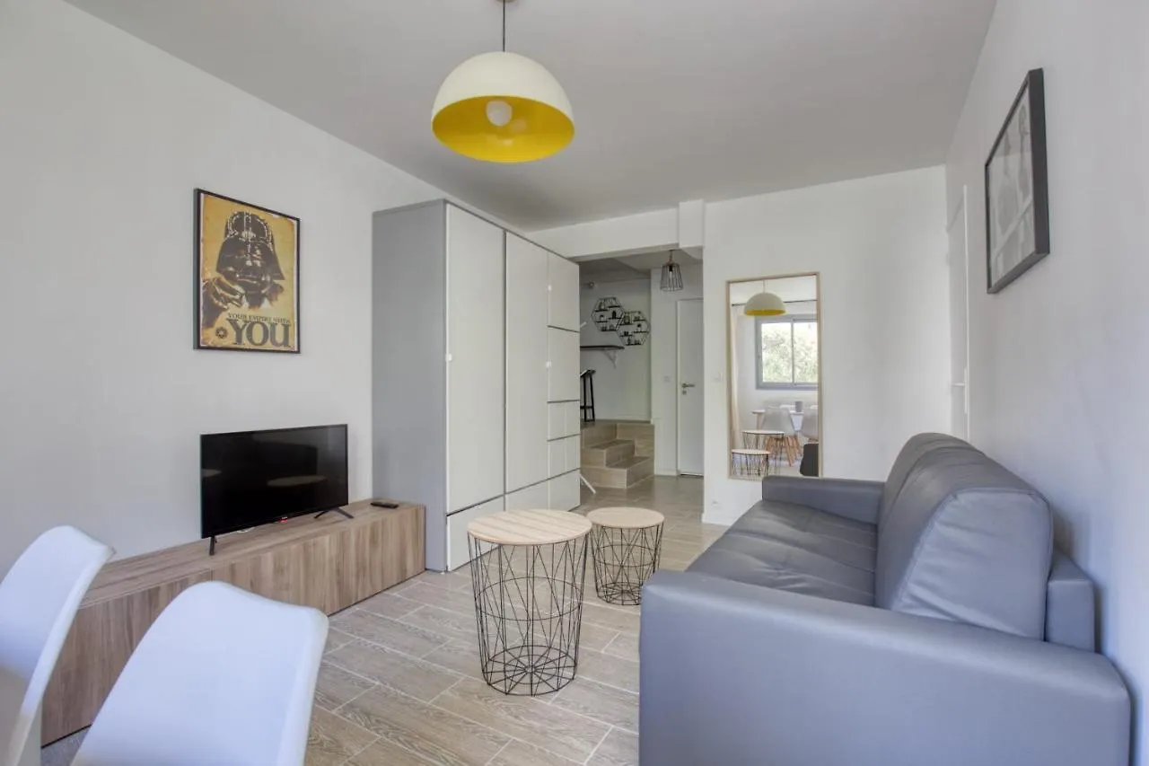 Charming Apartment In The Heart Of The 19Th Παρίσι